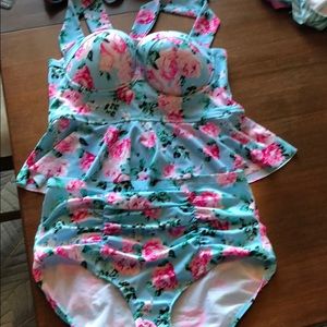 Torrid 0X swimsuit top and bottom.